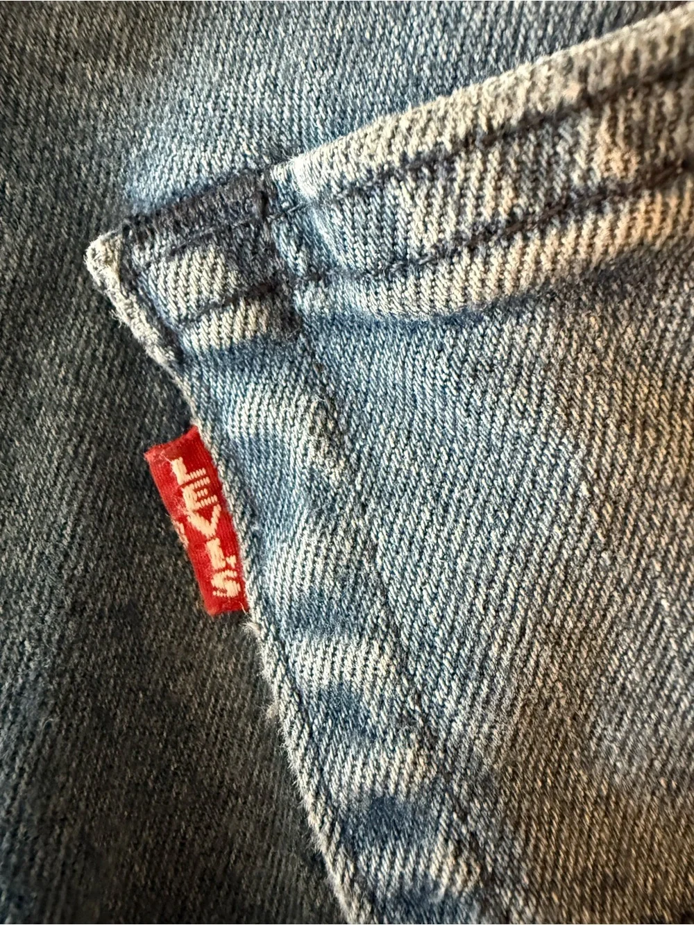 Levi's Slim Straight Denim Jeans in Faded Blue
